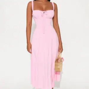 Blush Charm Sweetheart Maxi Dress