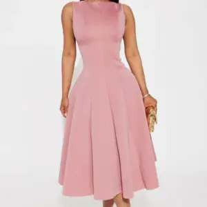 Sweet Sunday Pleated Midi Dress