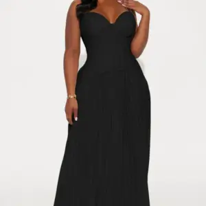 Midnight Grace Maxi Dress – Black